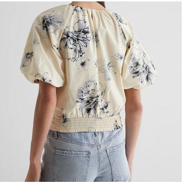 Express Floral Gathered Neck Puff Sleeve Banded HemTop, CottageCore, Office, L - Picture 4 of 13